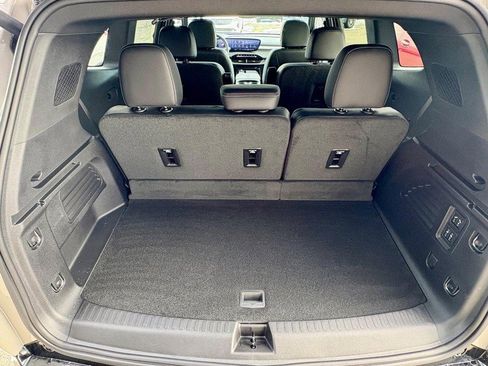 Used 2026 Buick Enclave Sport Touring w/ Power Package image 6