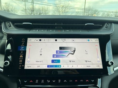 New 2026 Jeep Grand Cherokee Altitude AWD/4WD image 19