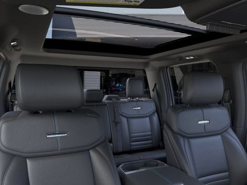 New 2026 Ford F250 Platinum AWD/4WD image 22