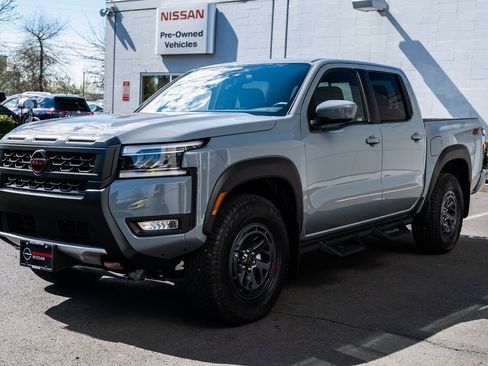 New 2025 Nissan Frontier PRO-4X image 3
