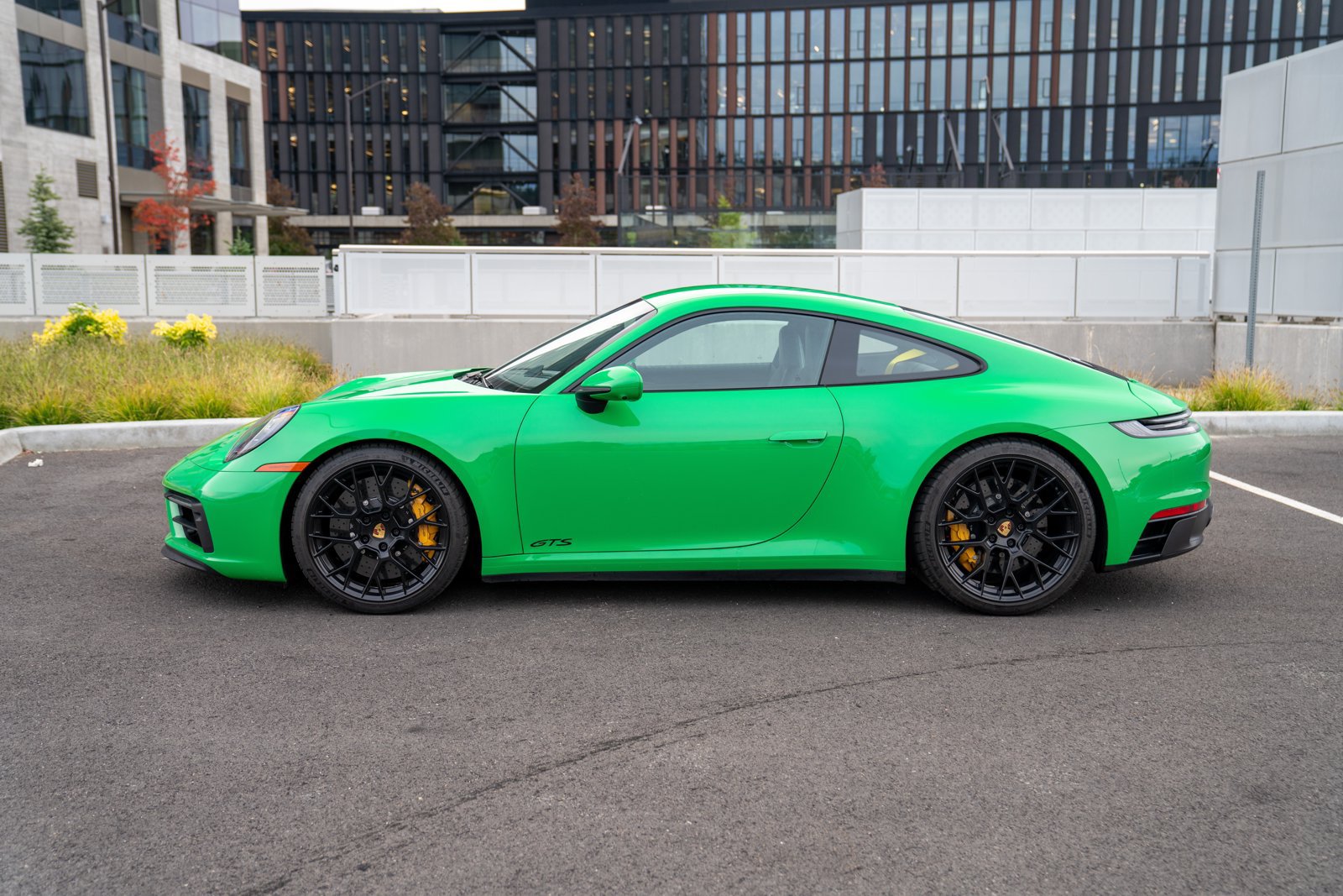 Certified 2022 Porsche 911 Carrera GTS RWD image 2
