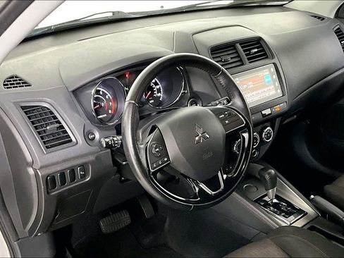 Used 2019 Mitsubishi Outlander Sport SE image 13