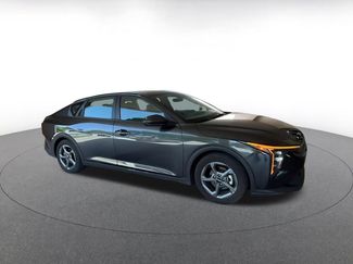 Used 2025 Kia K4 FWD video 2