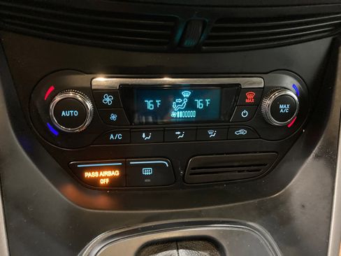 Used 2016 Ford Escape SE w/ Equipment Group 201A image 26