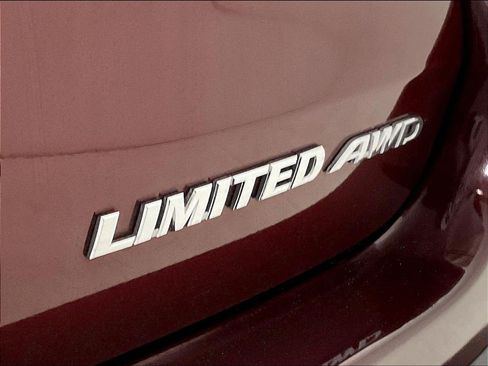 Used 2016 Toyota Highlander Limited AWD/4WD image 24