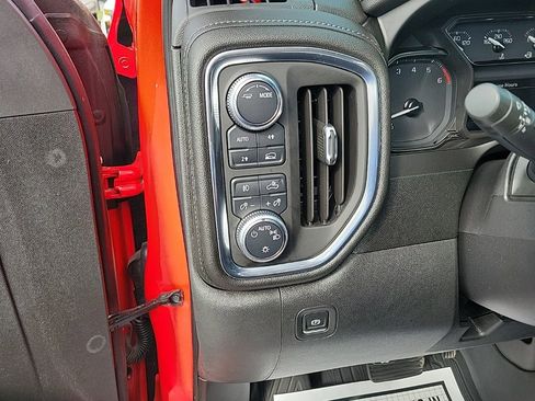 Used 2020 GMC Sierra 1500 Elevation w/ Elevation Value Package image 6