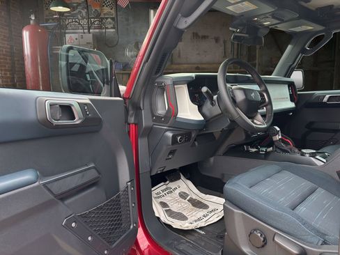 New 2026 Ford Bronco Heritage Edition AWD/4WD image 17