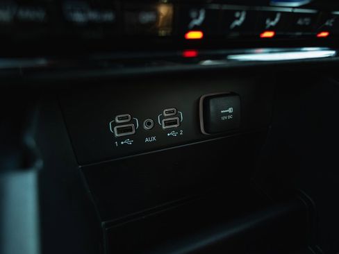 New 2025 Jeep Grand Cherokee Laredo X w/ Trailer Tow Package image 17