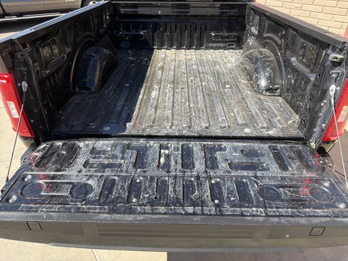 Used 2023 Ford F150 XL w/ Trailer Tow Package image 5