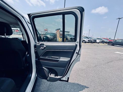 Used 2011 Jeep Patriot Latitude image 33