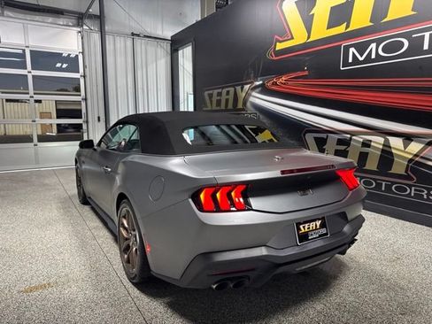 Used 2026 Ford Mustang GT Premium RWD image 15
