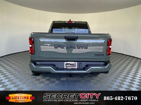 New 2026 RAM 1500 Express AWD/4WD image 6