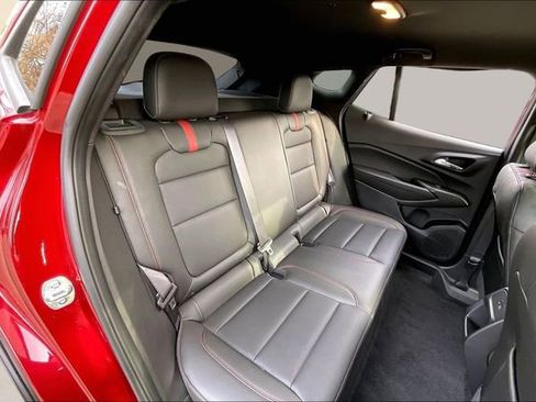 Used 2025 Chevrolet Trax RS w/ Driver Confidence Package image 17