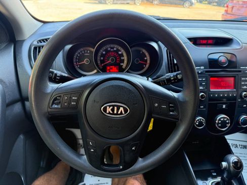Used 2011 Kia Forte EX FWD image 27