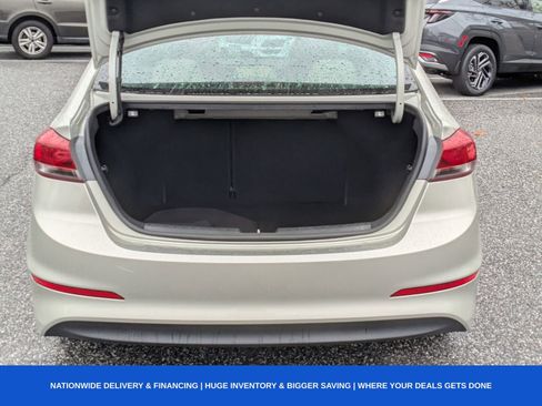 Used 2018 Hyundai Elantra SEL image 5