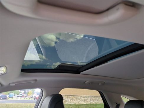 New 2026 Genesis GV70 2.5T Select image 18