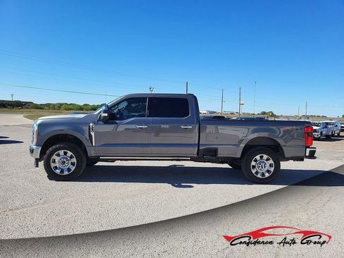 Used 2023 Ford F250 Lariat w/ Lariat Ultimate Package image 1