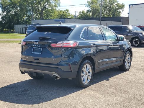 Used 2023 Ford Edge Titanium w/ Class II Trailer Tow Package AWD/4WD image 6