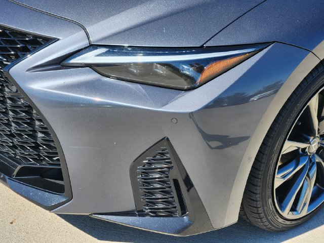 Used 2023 Lexus IS 350 F Sport AWD/4WD image 9