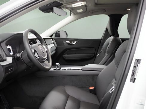 New 2025 Volvo XC60 T8 Plus w/ Protection Package Premier image 16