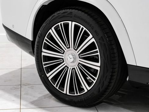 Used 2026 Mercedes-Benz Maybach GLS 600 4MATIC image 60