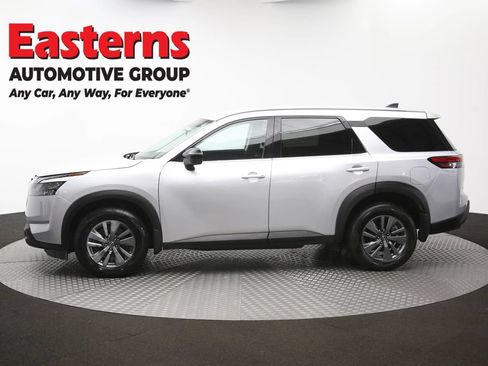 Used 2023 Nissan Pathfinder S AWD/4WD image 58