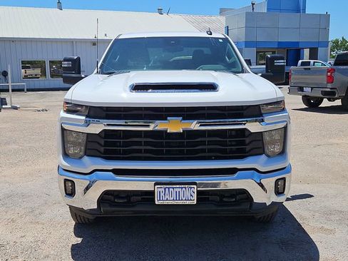 Used 2025 Chevrolet Silverado 2500 LT w/ Convenience Package AWD/4WD image 36
