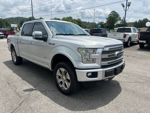 Used 2016 Ford F150 Platinum w/ Equipment Group 701A Luxury AWD/4WD image 9
