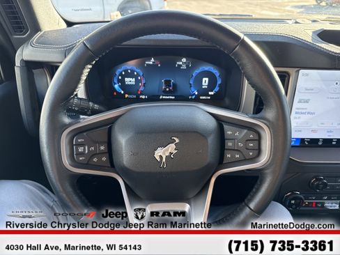 Used 2025 Ford Bronco Outer Banks image 21