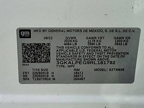 Used 2024 GMC Terrain SLT FWD image 25