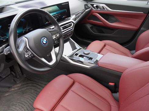 Certified 2023 BMW i4 eDrive35 RWD image 9