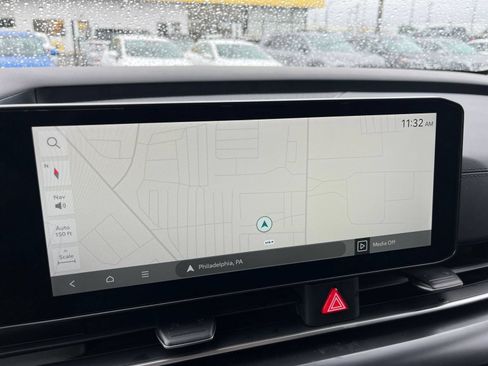 Used 2026 Kia Carnival FWD image 20