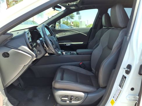 Used 2024 Lexus RX 350 FWD w/ Convenience Package image 19