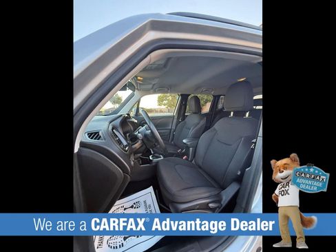 Used 2018 Jeep Renegade Altitude FWD image 27