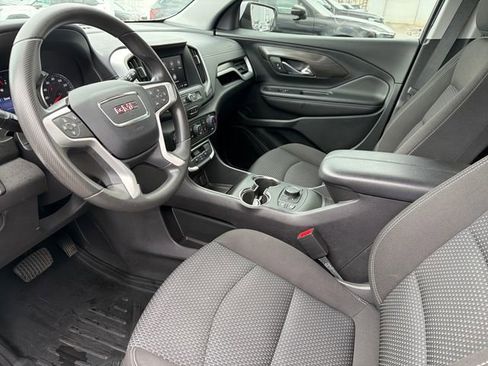 Used 2022 GMC Terrain SLE w/ Driver Convenience Package FWD image 17