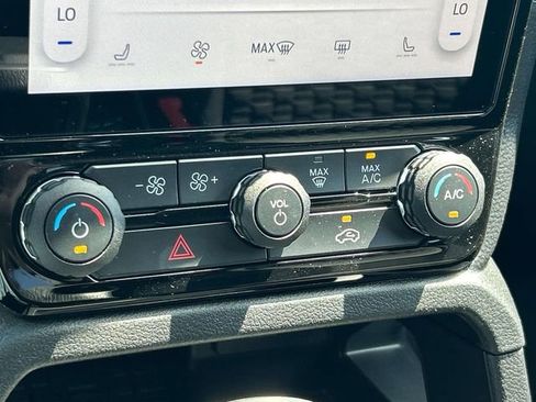 New 2025 Ford Ranger XLT w/ Equipment Group 301A High image 30