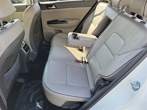 Used 2017 Kia Sportage EX image 20