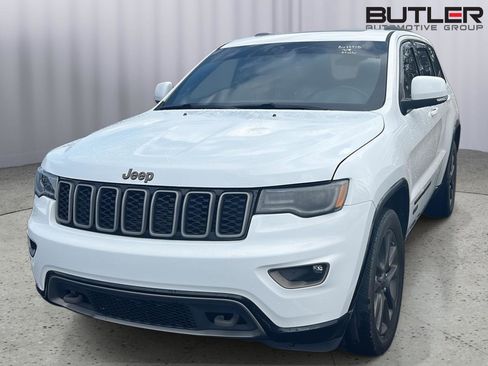 Used 2016 Jeep Grand Cherokee Limited 75th Anniversary image 3
