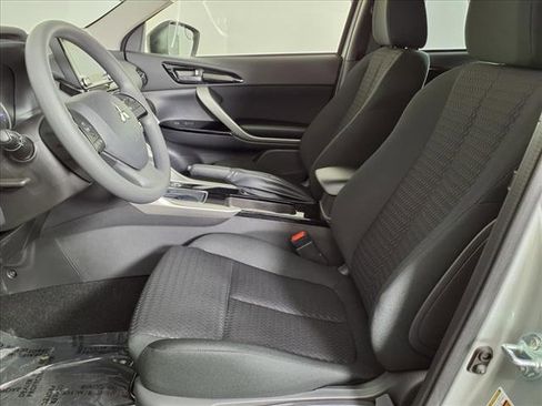 New 2025 Mitsubishi Eclipse Cross LE image 18