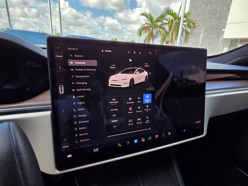 Used 2022 Tesla Model S AWD/4WD image 28