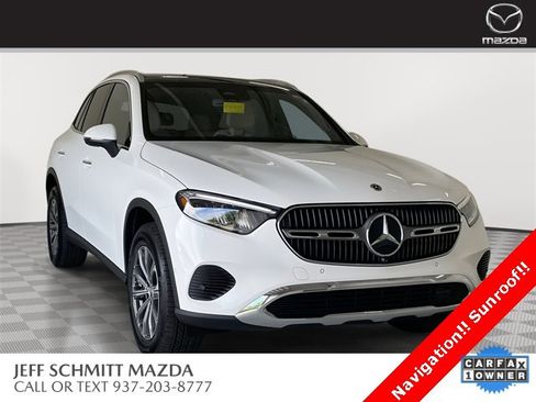 Used 2025 Mercedes-Benz GLC 300 4MATIC image 1