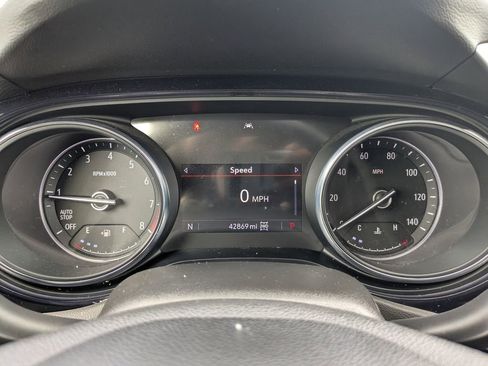 Used 2023 Buick Encore GX Preferred w/ Cold Weather Comfort Package image 27