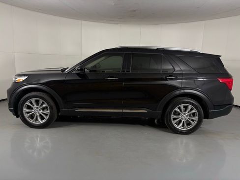 Used 2023 Ford Explorer Limited image 5