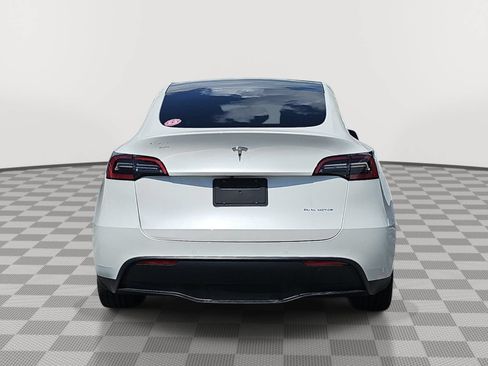 Used 2021 Tesla Model Y Long Range AWD/4WD image 7