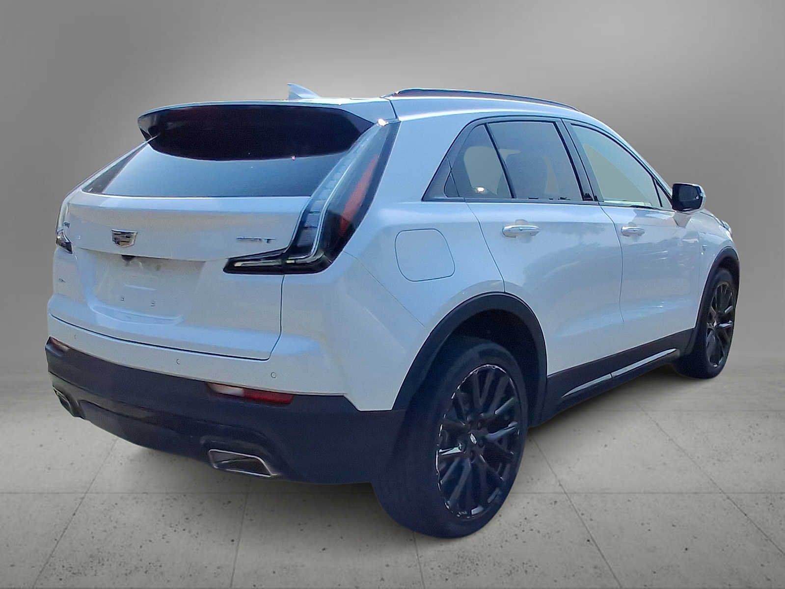 Used 2023 Cadillac XT4 Sport AWD/4WD image 8