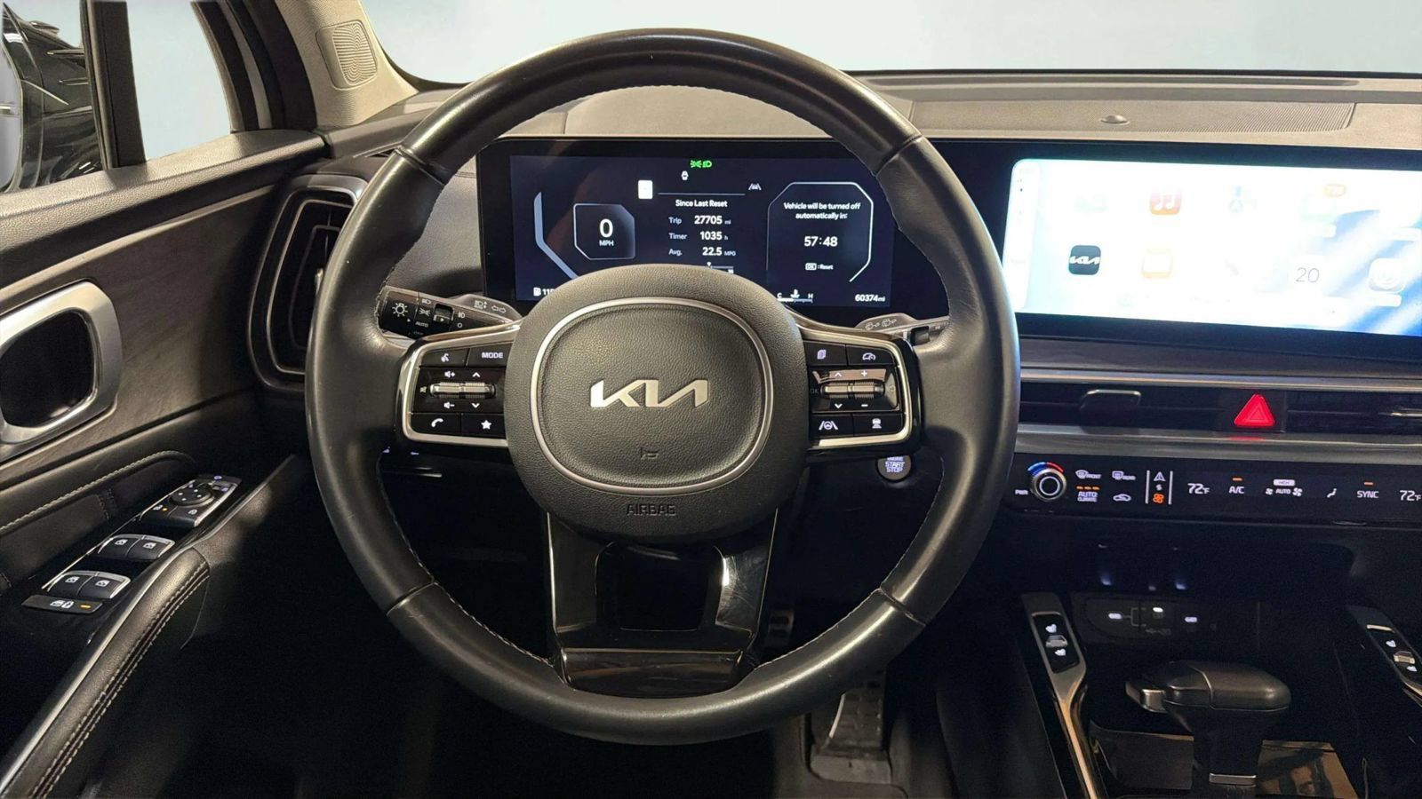 Used 2025 Kia Sorento SX AWD/4WD image 23