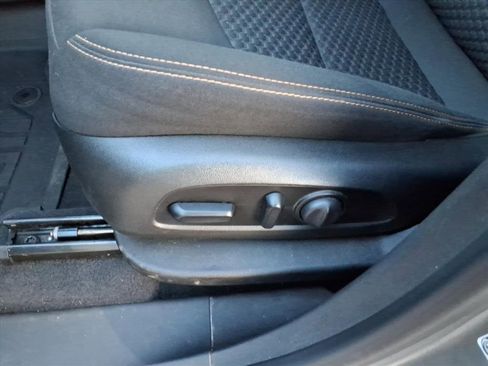 Used 2021 GMC Terrain SLE w/ Driver Convenience Package image 18