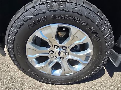 Used 2023 Ford F150 Platinum AWD/4WD image 10