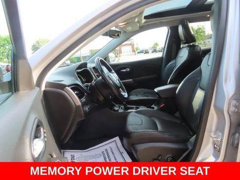 Used 2021 Jeep Cherokee Limited w/ Trailer Tow Group AWD/4WD image 20