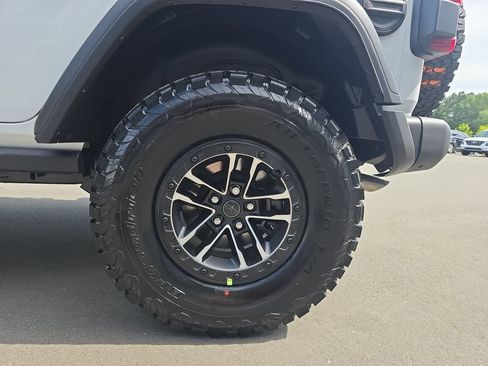New 2026 Jeep Wrangler Unlimited Rubicon 392 w/ Quick Order Package 27X Moab AWD/4WD image 34